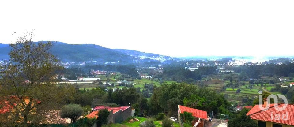 Terreno para construção em Barroselas E Carvoeiro de 1 327 m²