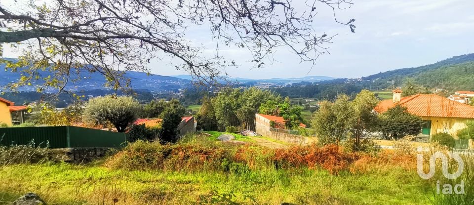 Terreno para construção em Barroselas E Carvoeiro de 1 327 m²