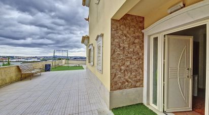 Maison T4 à Mafra de 282 m²