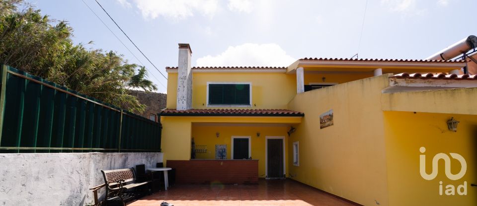 Casa T3 em Santa Maria, São Pedro e Sobral da Lagoa de 190 m²