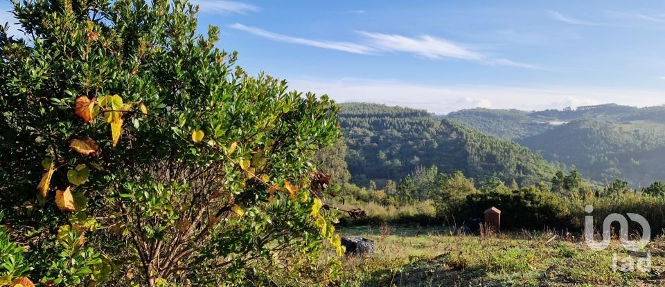 Terrain à Mafra de 5 857 m²