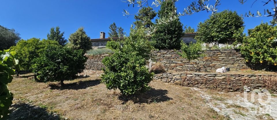 Terreno em Castedo e Cotas de 1 300 m²