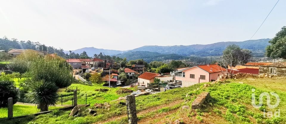 Casa / Villa T3 em Vilela, São Cosme e São Damião e Sá de 597 m²