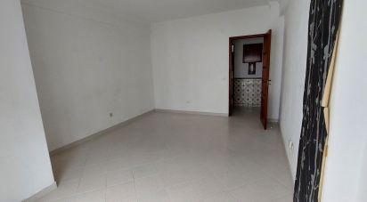 Apartamento T2 em Rio de Mouro de 81 m²