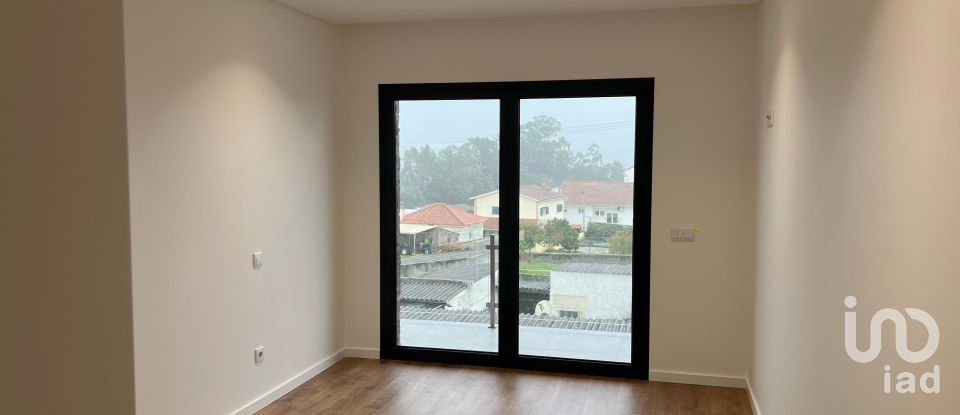 Apartamento T2 em Marrazes e Barosa de 89 m²