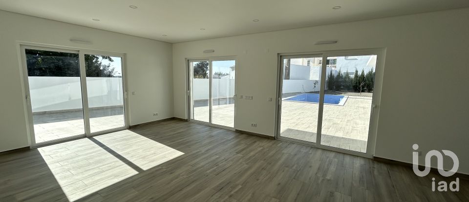 Maison T4 à Altura de 255 m²