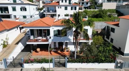 House T4 in Funchal (Santa Maria Maior) of 317 m²