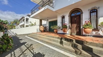 House T4 in Funchal (Santa Maria Maior) of 317 m²