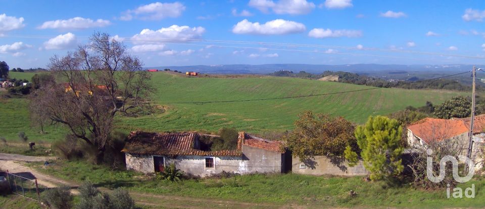 House T0 in Azambujeira e Malaqueijo of 180 m²