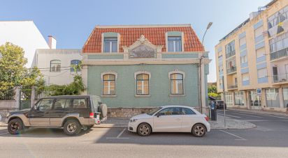 Building in Setúbal (São Julião, Nossa Senhora da Anunciada e Santa Maria da Graça) of 553 m²