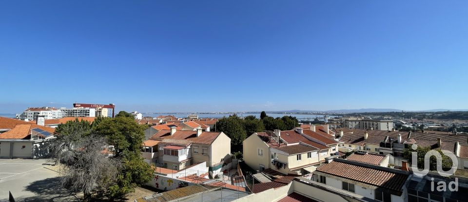 Apartment T1 in Almada, Cova da Piedade, Pragal e Cacilhas of 42 m²