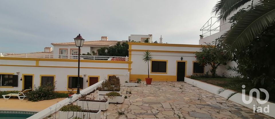 Bâtiment à Albufeira e Olhos de Água de 585 m²