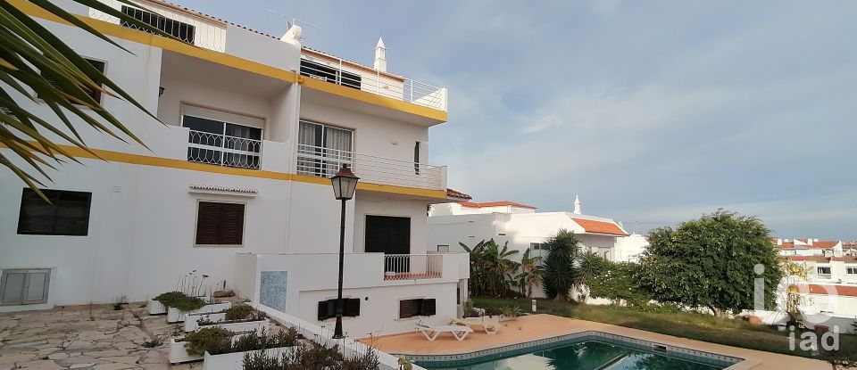 Bâtiment à Albufeira e Olhos de Água de 585 m²