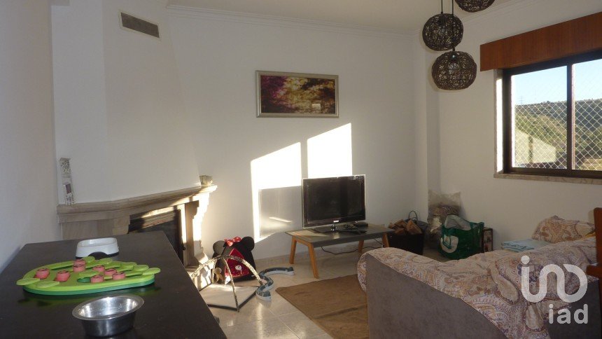 Appartement T2 à Queluz e Belas de 82 m²