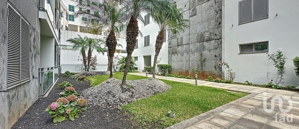 Apartment T3 in Funchal (São Pedro) of 156 m²