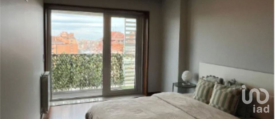 Appartement T2 à Santa Marinha E São Pedro Da Afurada de 126 m²