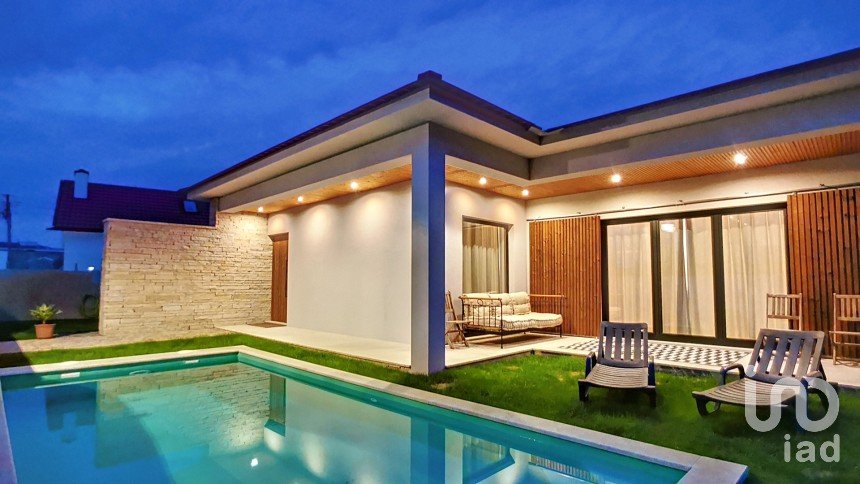 Casa / Villa T3 em Esmoriz de 222 m²