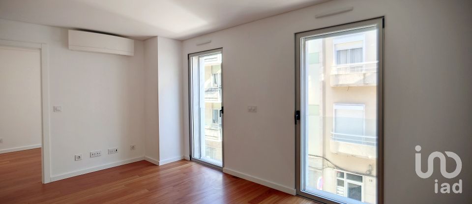 Apartamento T1 em Santo António de 58 m²