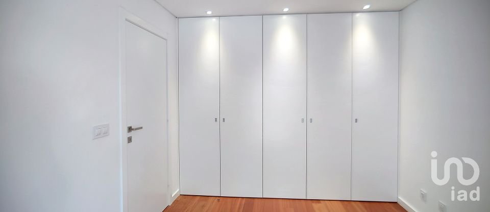 Apartamento T1 em Santo António de 58 m²