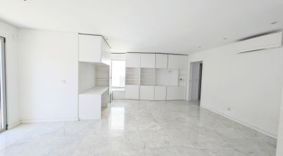 Apartment T2 in Santo António of 109 m²