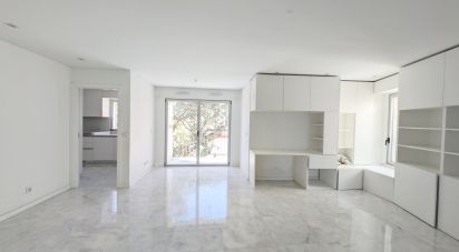 Apartment T2 in Santo António of 109 m²