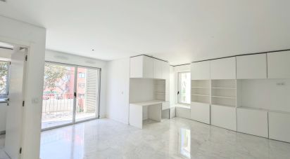 Apartment T2 in Santo António of 109 m²