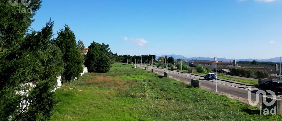 Terreno em Campelos e Outeiro da Cabeça de 310 m²