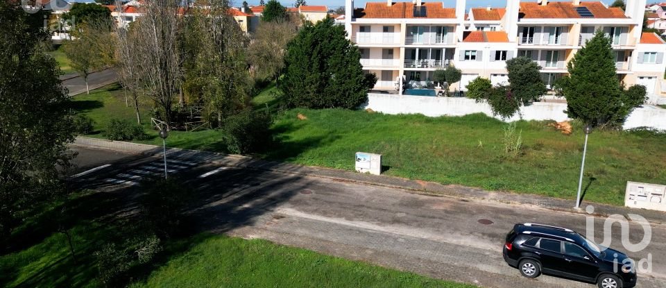 Land in Campelos e Outeiro da Cabeça of 310 m²