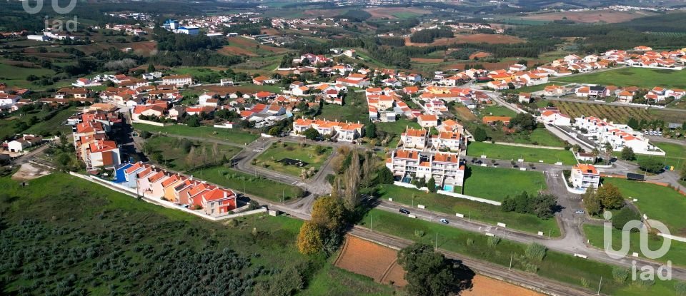 Land in Campelos e Outeiro da Cabeça of 310 m²