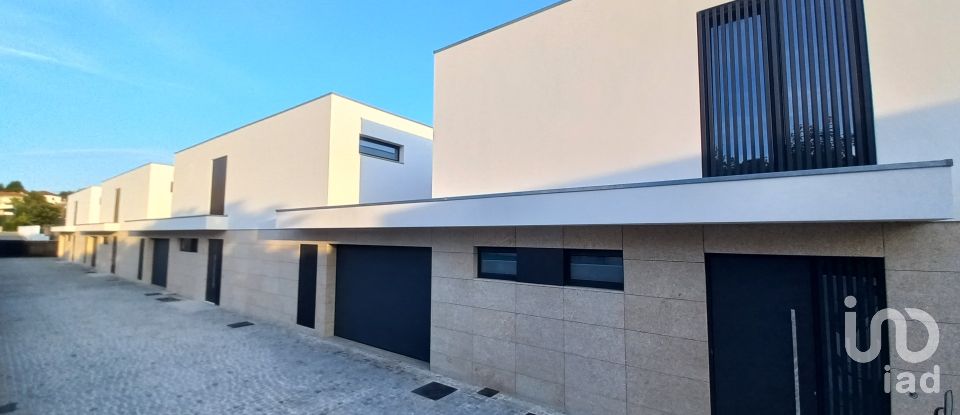 Maison T3 à Abade de Neiva de 165 m²