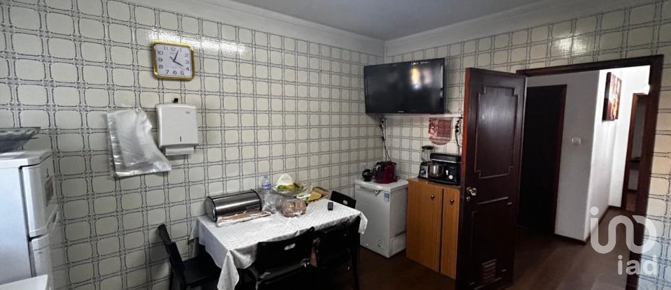 Apartamento T4 em Barcelos, Vila Boa e Vila Frescainha (São Martinho e São Pedro) de 179 m²