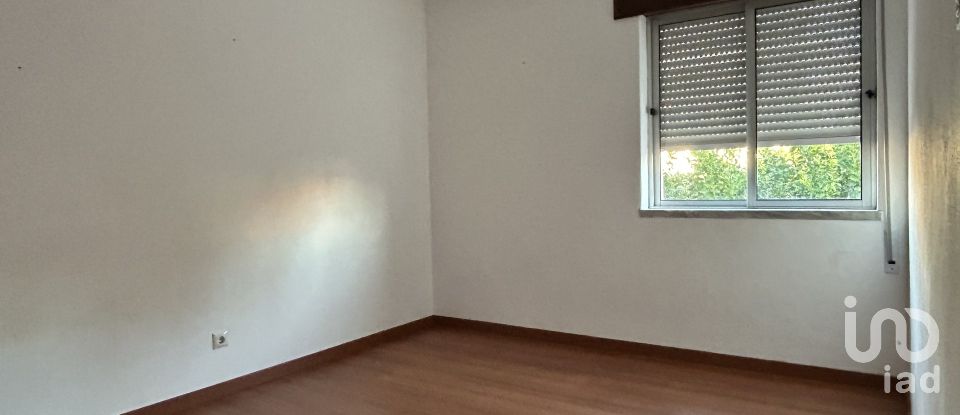 Casa de Cidade T3 em Almeirim de 72 m²