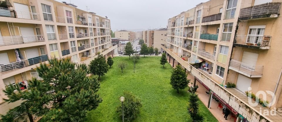 Appartement T3 à Braga (Maximinos, Sé E Cividade) de 112 m²