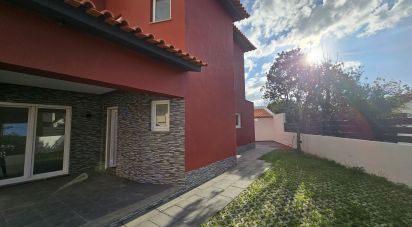 Casa / Villa T3 em Alcabideche de 123 m²