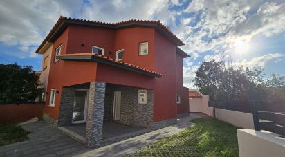 Casa / Villa T3 em Alcabideche de 123 m²