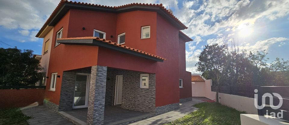 Casa / Villa T3 em Alcabideche de 123 m²