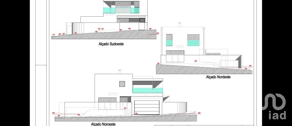 Terreno em Estômbar e Parchal de 302 m²