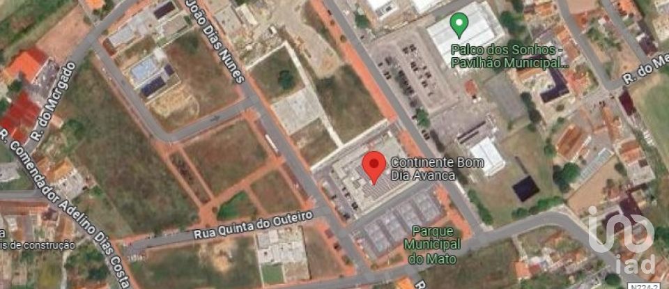 Terreno em Avanca de 851 m²