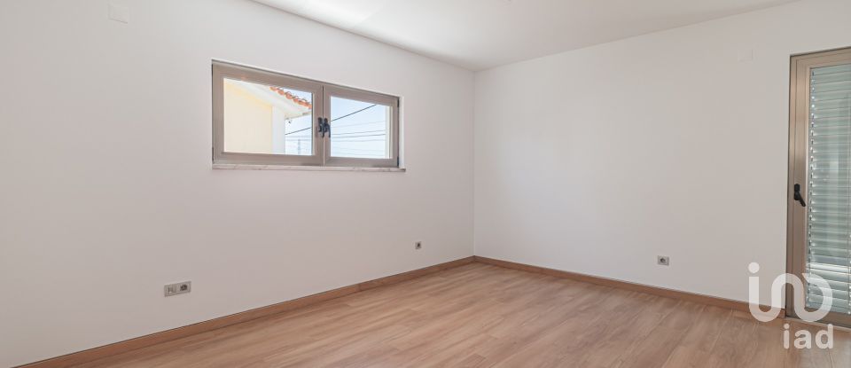 Gîte T4 à Corroios de 210 m²