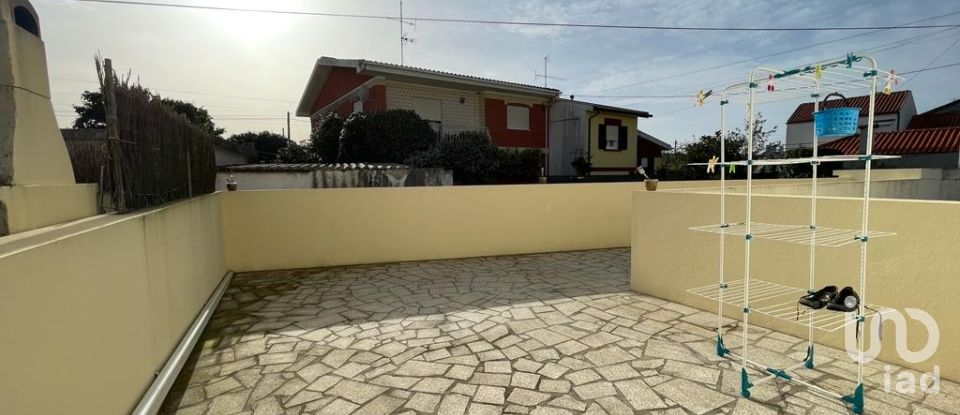 Apartamento T2 em Areosa de 74 m²