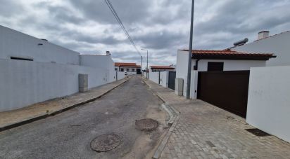 Terreno em Cadaval e Pêro Moniz de 444 m²