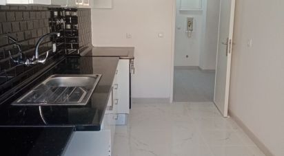 Apartment T2 in Queluz e Belas of 86 m²