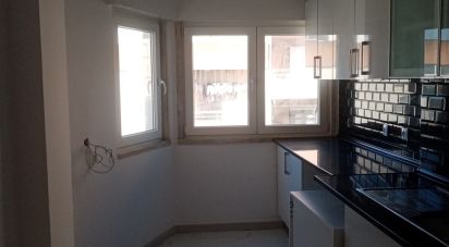 Apartment T2 in Queluz e Belas of 86 m²