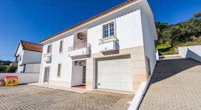 Casa / Villa T4 em Rio Maior de 205 m²