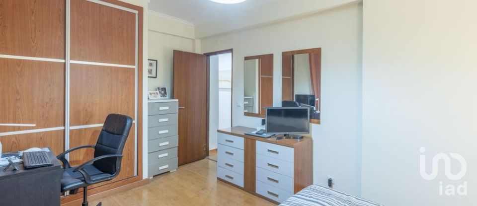 Apartamento T2 em Queluz e Belas de 70 m²