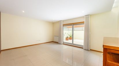 Casa / Villa T3 em São Félix da Marinha de 270 m²