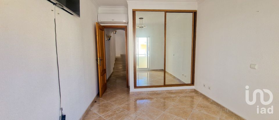 House T3 in Quarteira of 141 m²