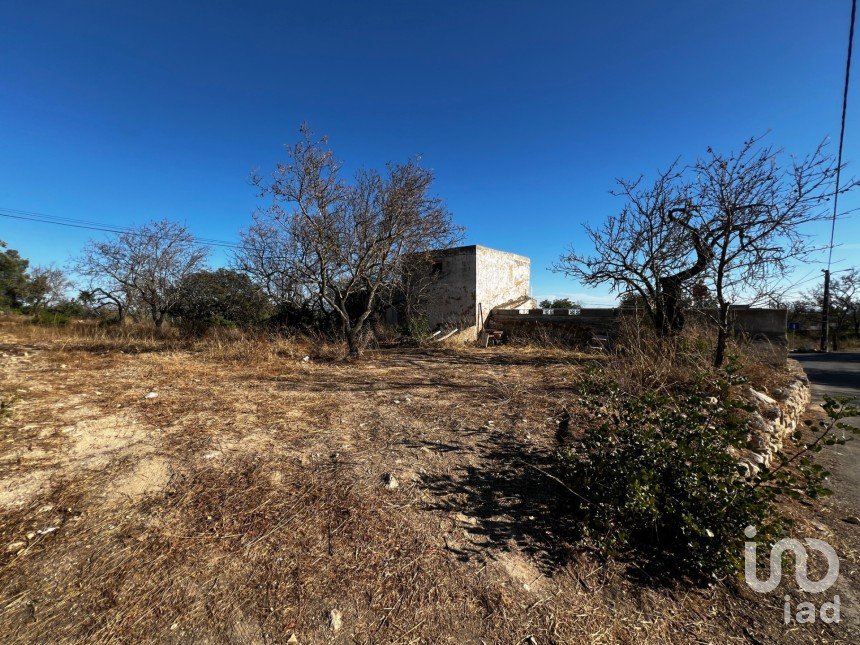 Building land in Loulé (São Clemente) of 1,080 m²