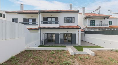 Casa tradicional T3 em Porto Salvo de 130 m²