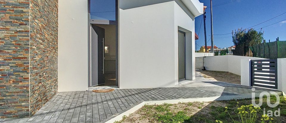 House T2 in A dos Cunhados e Maceira of 80 m²